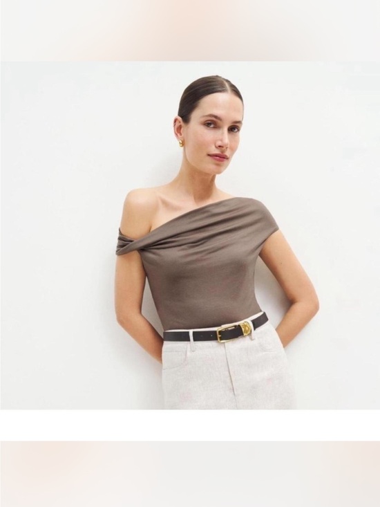 Reformation Tops - Reformation cello top in shiitake / size m